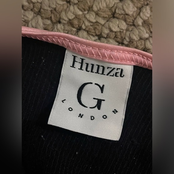 Hunza G OS Neon Pink/Black Bikini - Picture 5 of 6